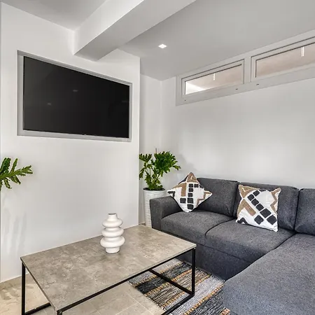 K, Boutique 4* 科梅诺