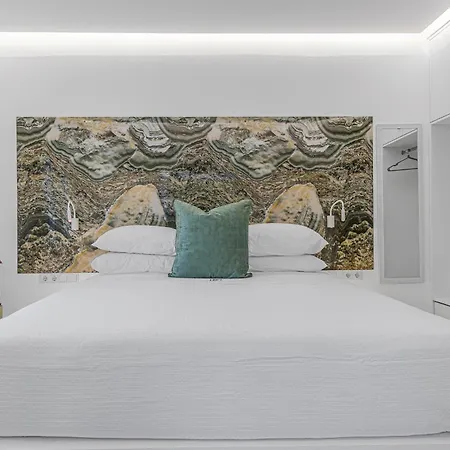 K, Boutique 酒店 4*