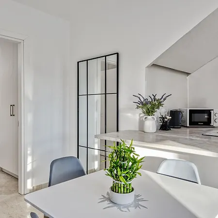 K, Boutique Hotel