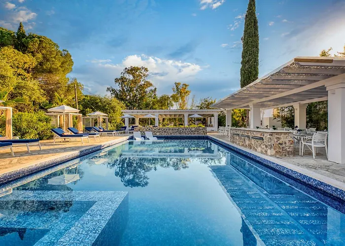 1- Zeus Suite - Kommeno Villa K Boutique Hotel. ホテル 4*