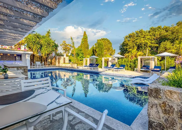 1- Zeus Suite - Kommeno Villa K Boutique Hotel. ホテル