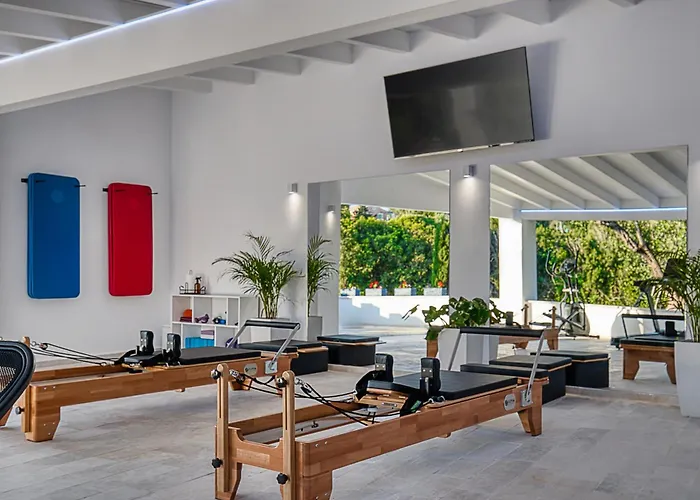 1- Zeus Suite - Kommeno Villa K Boutique Hotel. ホテル 4*